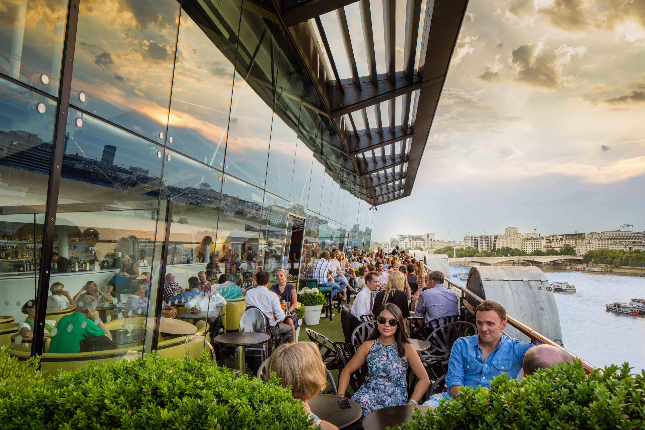 best rooftop bars in central London, best rooftop bars central London, rooftop bars in central London, rooftop bars central London, rooftop terraces central london, rooftop terraces in central london, outdoor bars in london