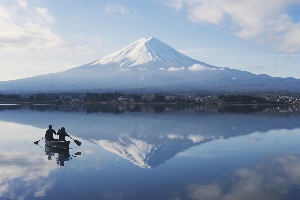HOSHINOYA Fuji Activity Morning Canoe
