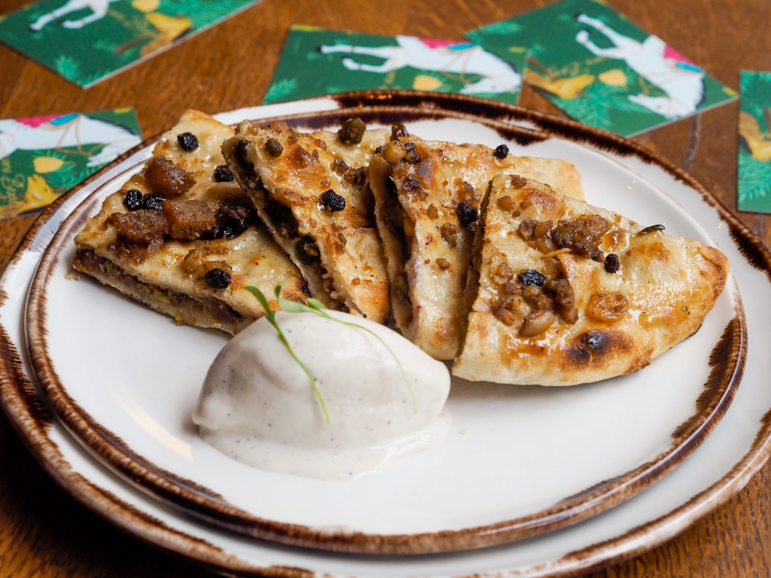 Christmas food to eat in London, Christmas food to eat in London, Christmas food in London, mince pie naan bread
